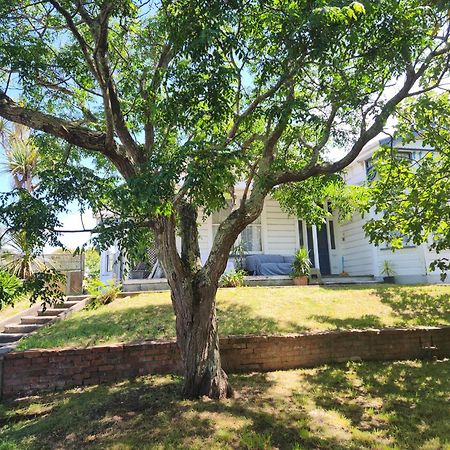 Quirky Villa Homestay Whanganui Extérieur photo