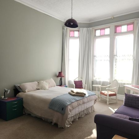 Quirky Villa Homestay Whanganui Extérieur photo