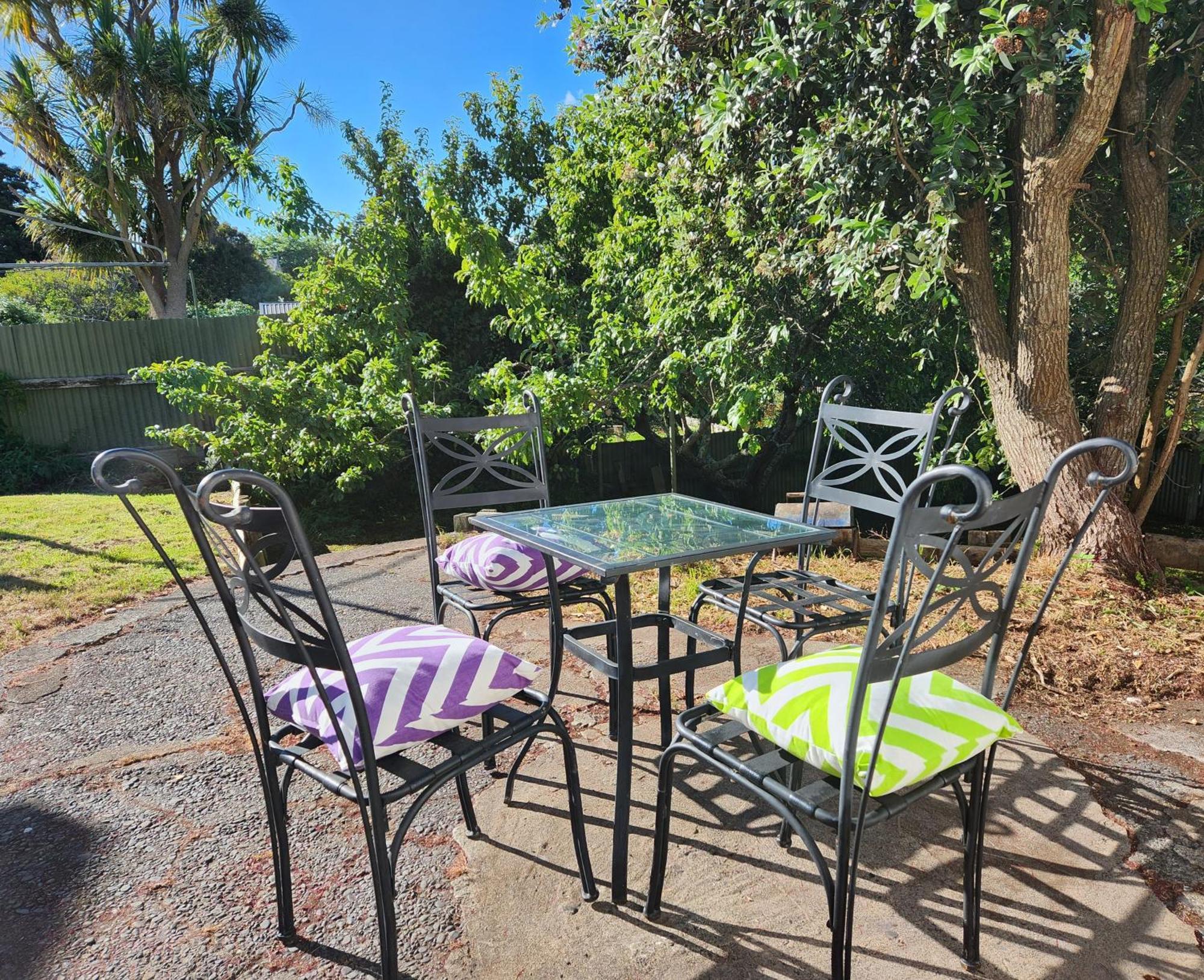 Quirky Villa Homestay Whanganui Extérieur photo