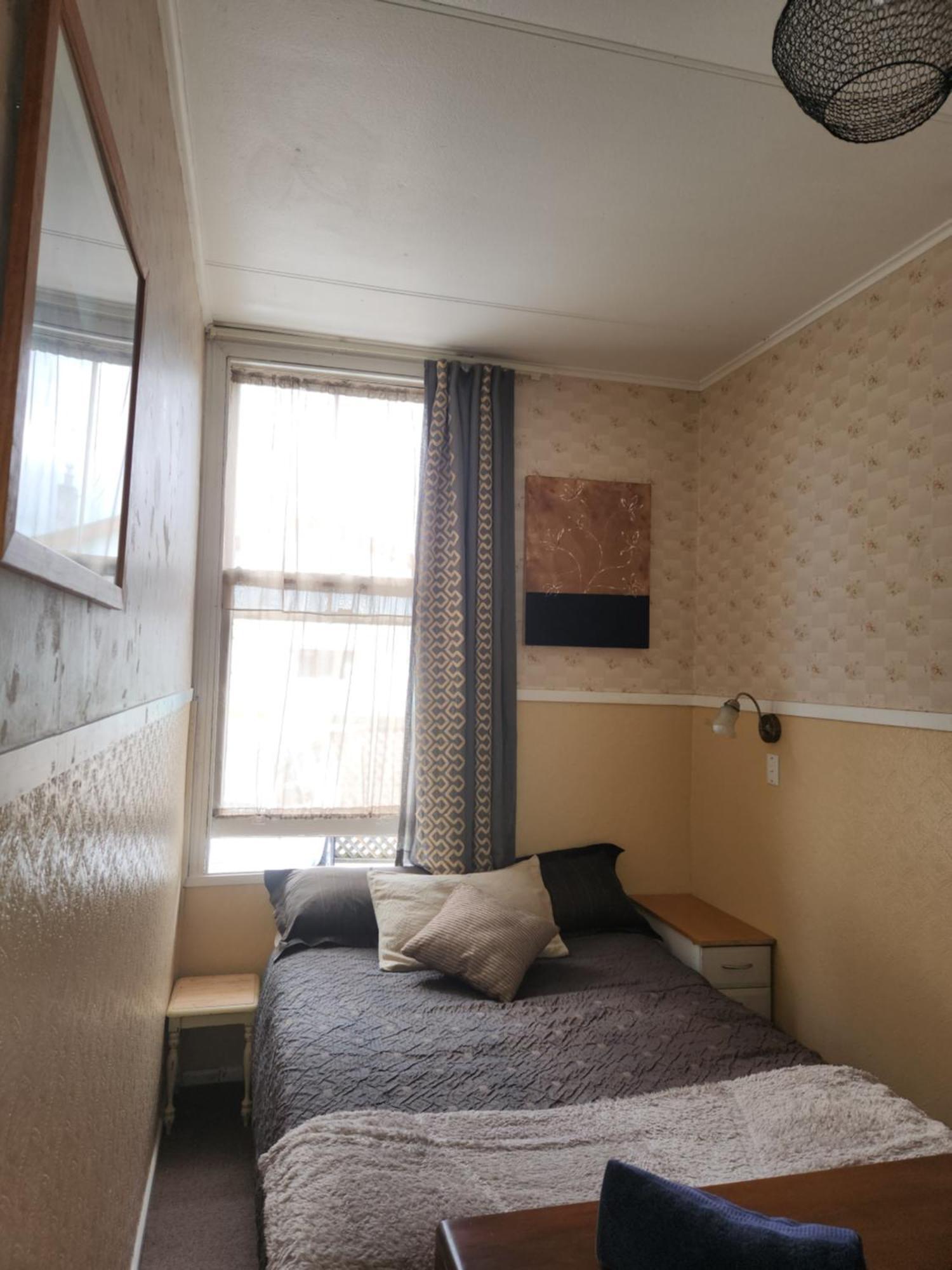 Quirky Villa Homestay Whanganui Extérieur photo